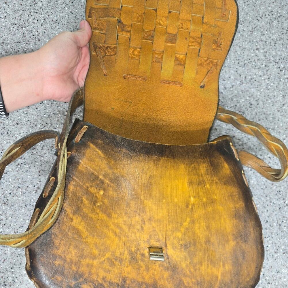 Vintage Leather Shoulder woven bag - Picture 4 of 4